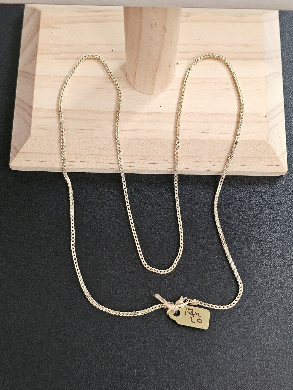 14k Gold Necklace 20 Inch